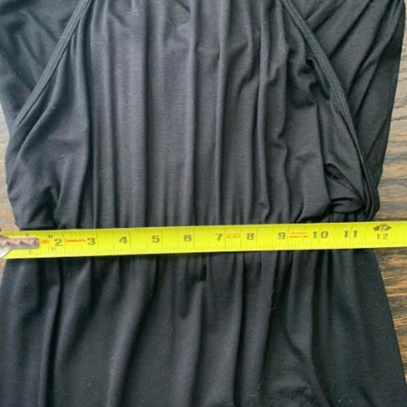 🆕 Trina Turk Halter Maxi - Picture 6 of 13